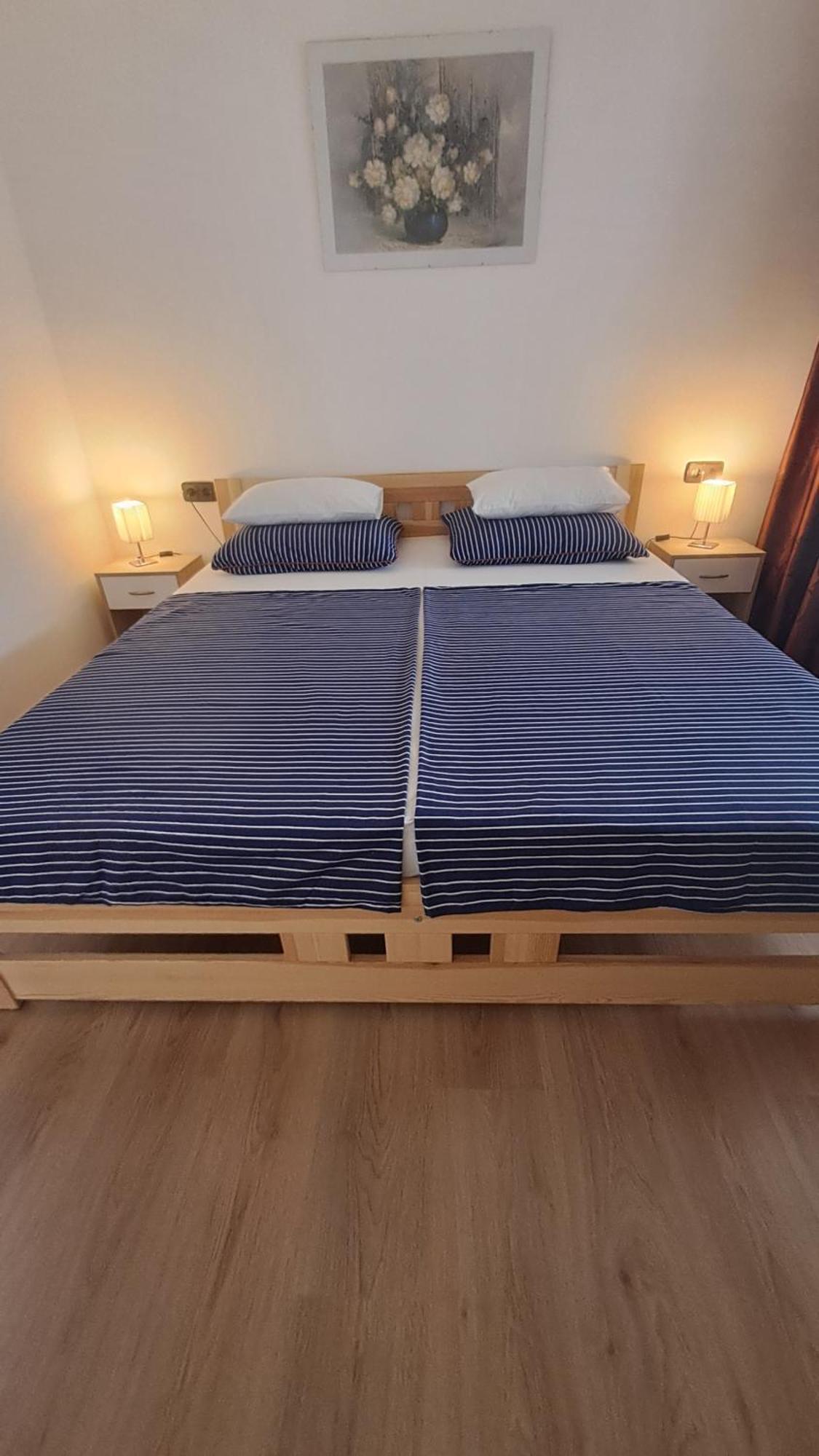 Studio Apartments Maslinik Krk Town Kültér fotó